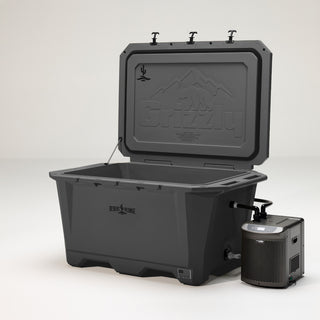 The Wide Grizzly 450 Cold Plunge Tub - 1/4 Horsepower - Stealth Gray